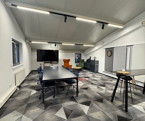 Umbau Meetingraum - Roth Elektrotechnik Großwallstadt