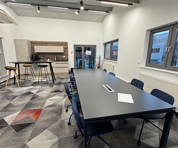 Umbau Meetingraum - Roth Elektrotechnik Großwallstadt